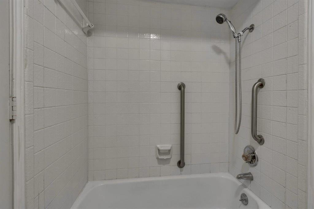 Eppstein - Residential Lease