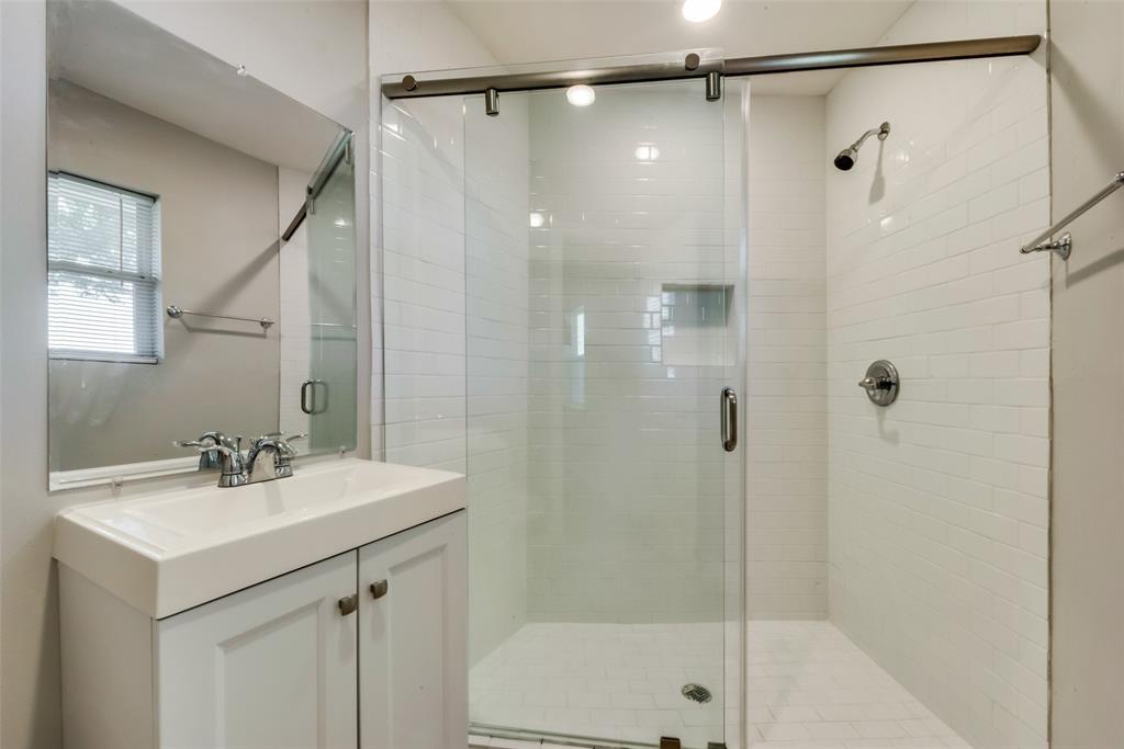 William Holmes Survey - Residential Lease