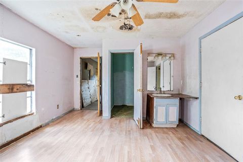 Tiny photo for 706 W Hendricks Street, Cedar Hill, TX 75104 (MLS # 21095008)