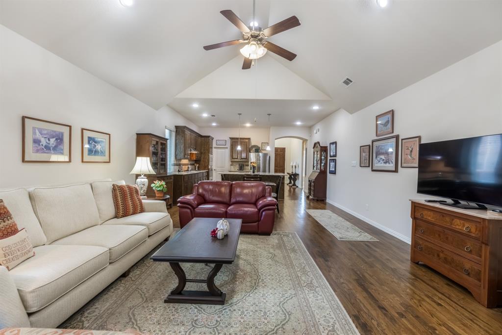 Viridian Village 1c 2 - Residential