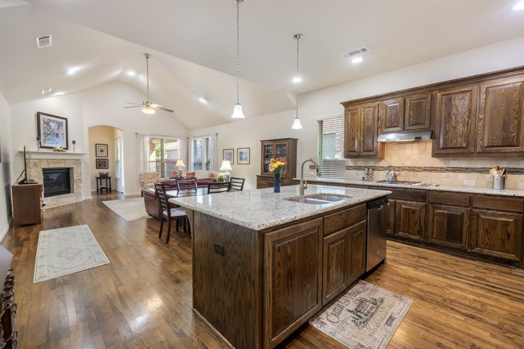 Viridian Village 1c 2 - Residential