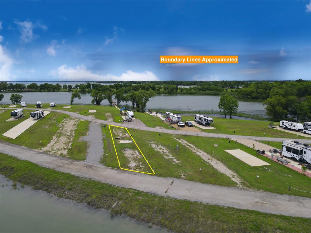 Peninsula Point - Land