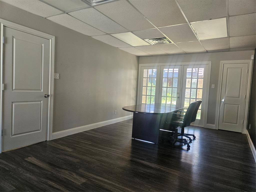 Meadowcreek Park 02 - Commercial Lease