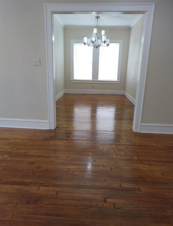 3528 Lakeshore Drive