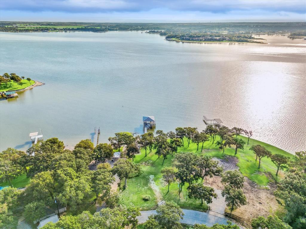 LAKE FOREST ADDITION - Land