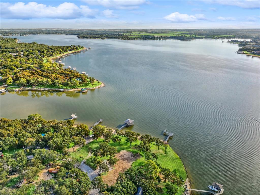 LAKE FOREST ADDITION - Land