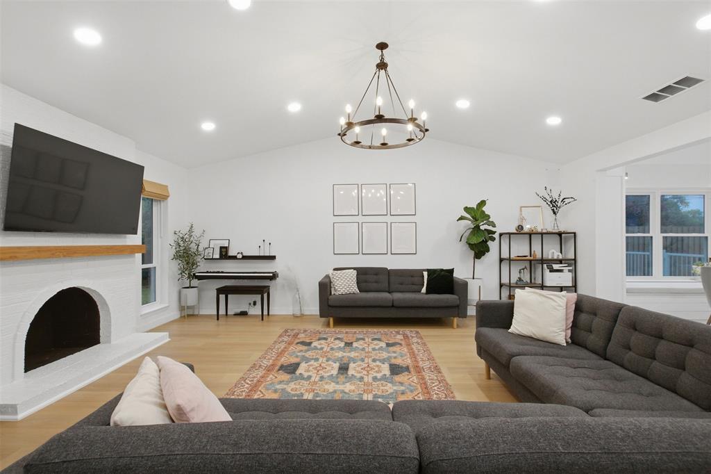 1902 Baylor Drive