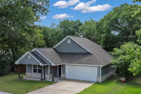 1004 San Jacinto Street Terrell TX 75160
