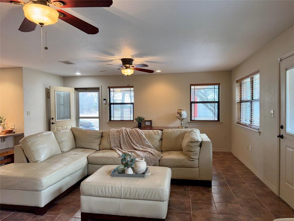 350 Private Road 1407