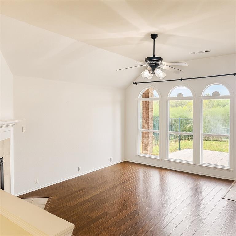 11471 Balcones Drive