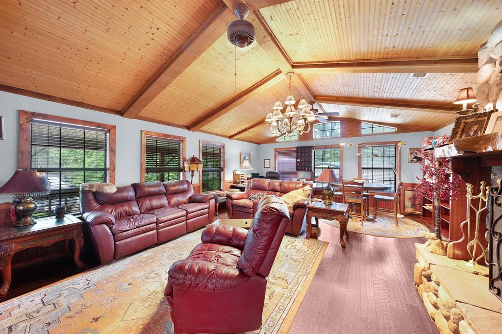 Thomas - Residential