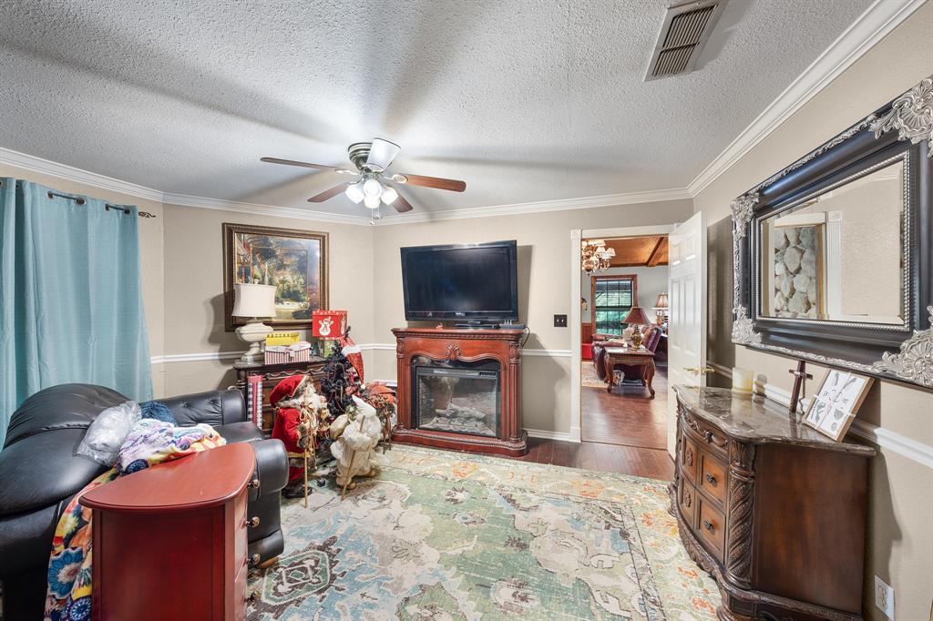 Thomas - Residential