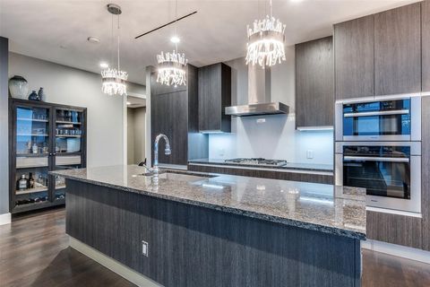 3130 N Harwood Street 1903 Dallas TX 75201