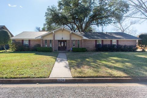 Photo of 904 Clifford Street, Athens, TX 75751 (MLS # 21166815)