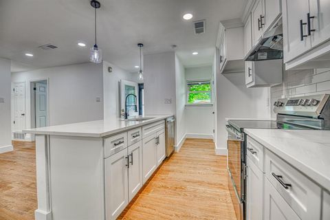 1225 Venus Street Cedar Hill TX 75104