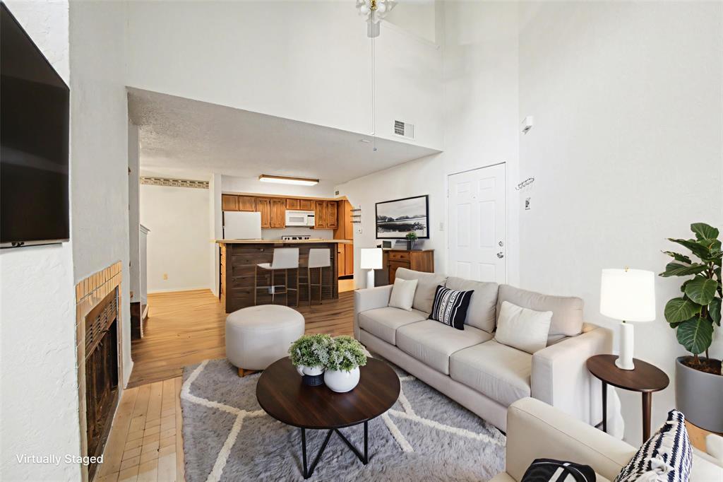 Richalnd Trace Condos - Residential