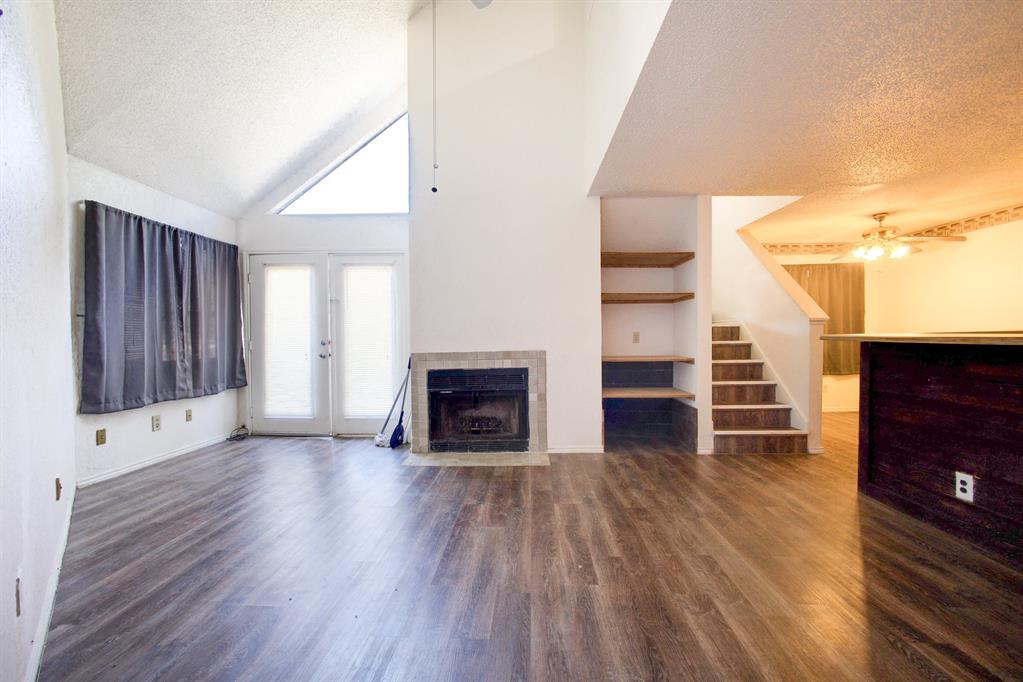 Richalnd Trace Condos - Residential