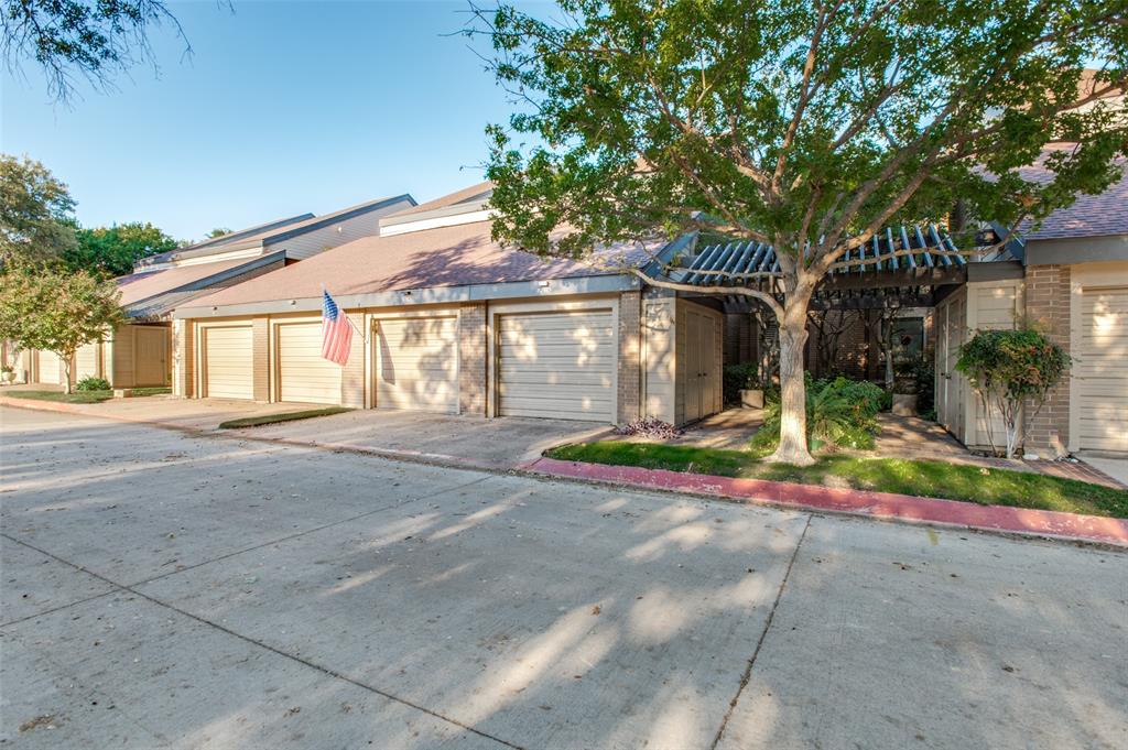 Lakes Of Bent Tree Condo - Residential