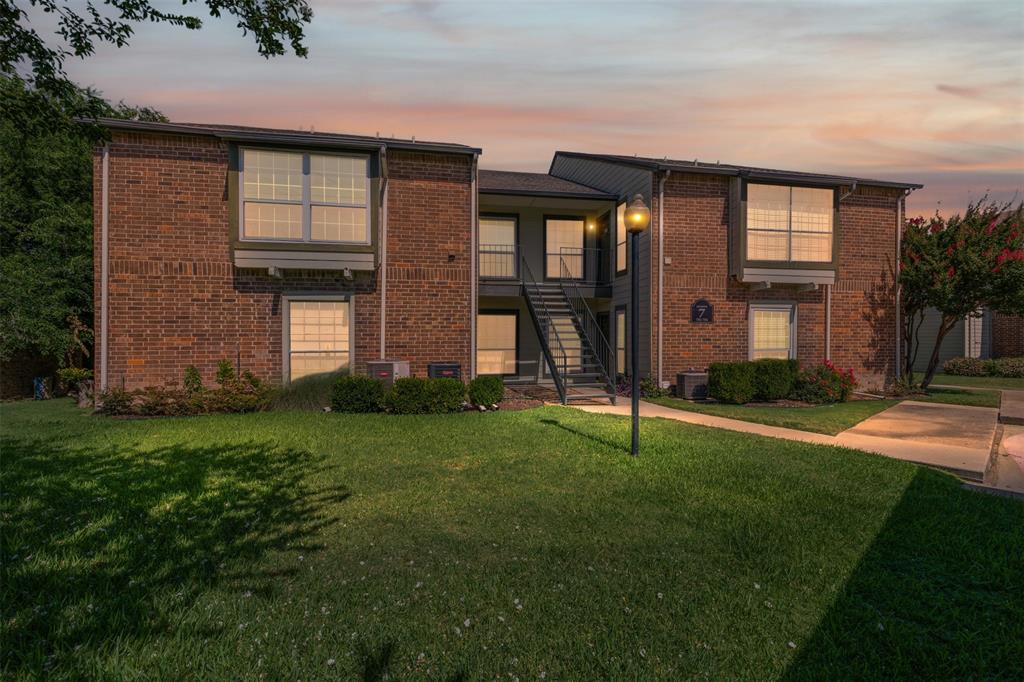 5981 Arapaho Road 703