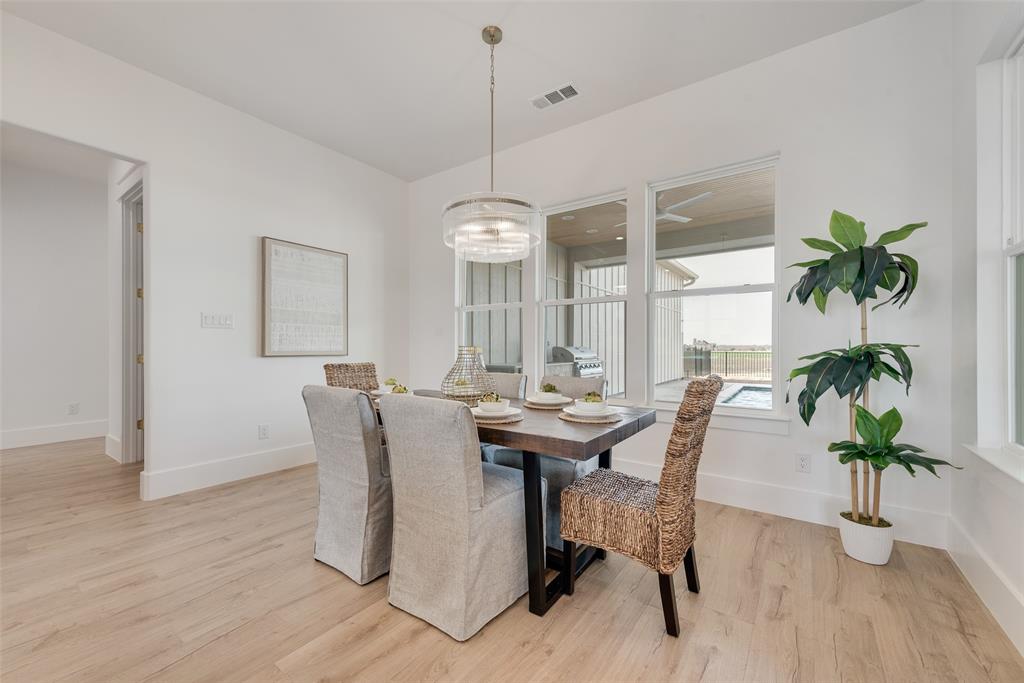 HINOJOSA ESTATES - Residential