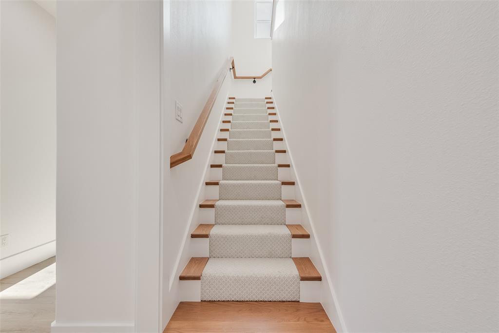 HINOJOSA ESTATES - Residential