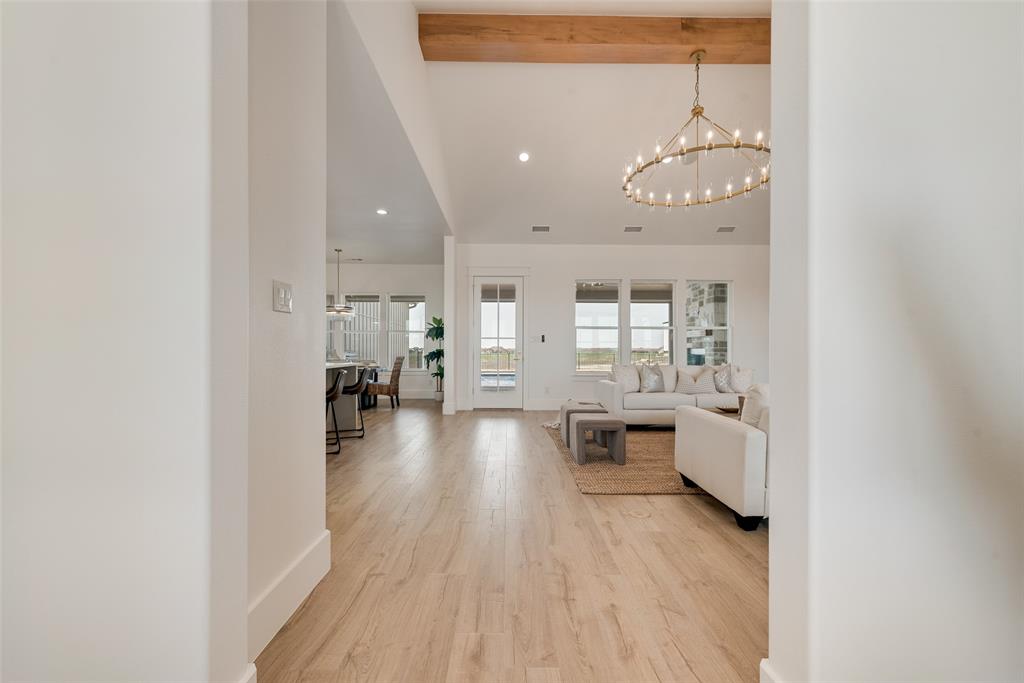 HINOJOSA ESTATES - Residential