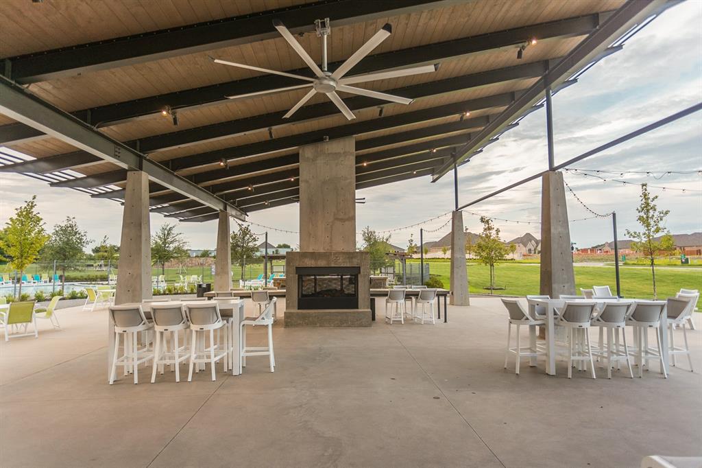 Lilyana - Residential