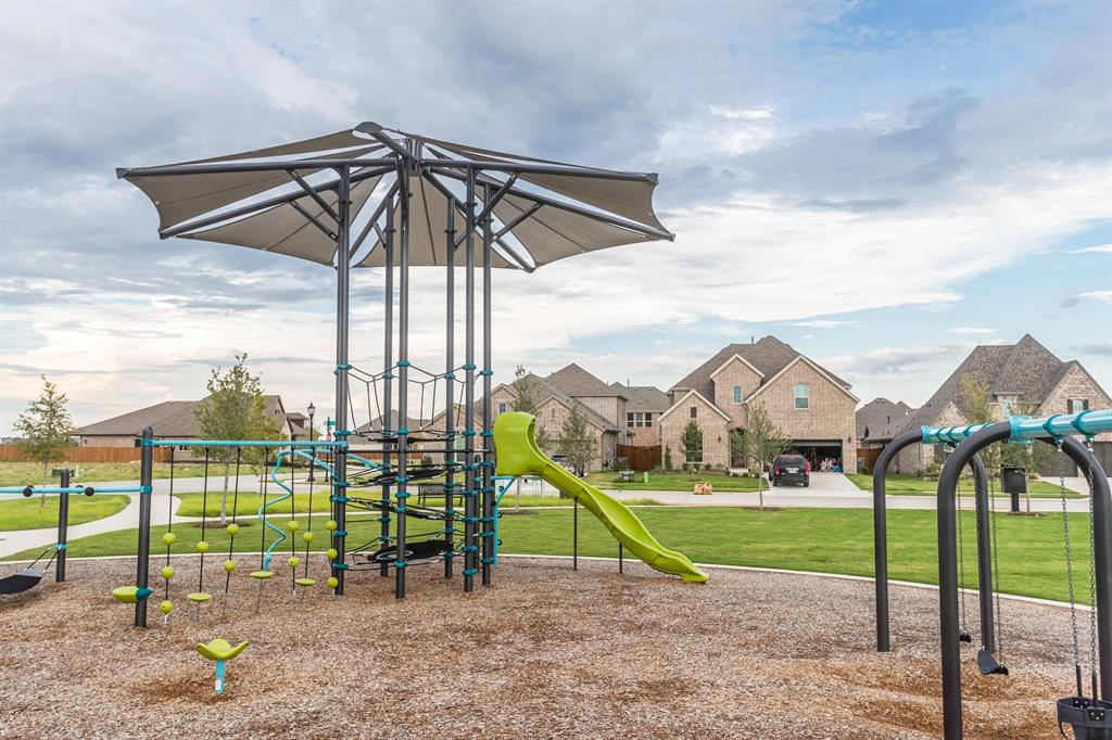 Lilyana - Residential