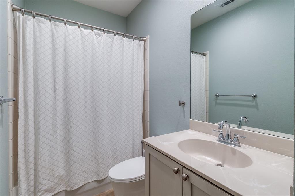 Carreras Twnhms Condos - Residential