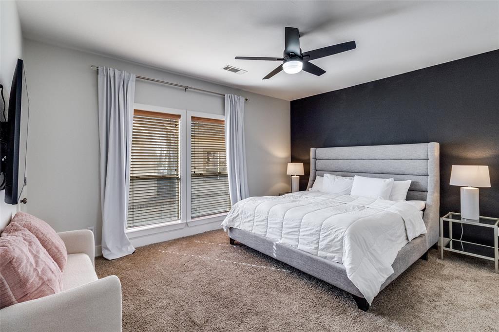 Carreras Twnhms Condos - Residential