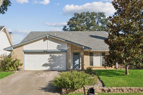 904 Rusk Drive Euless TX 76039