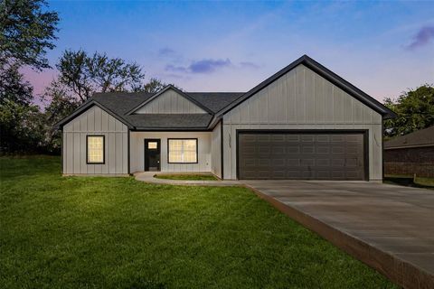 A home in Granbury