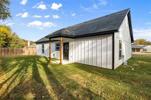 A home in Granbury