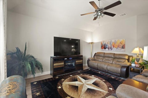 Tiny photo for 1109 Whispering Hill Drive, Mansfield, TX 76063 (MLS # 21395193)