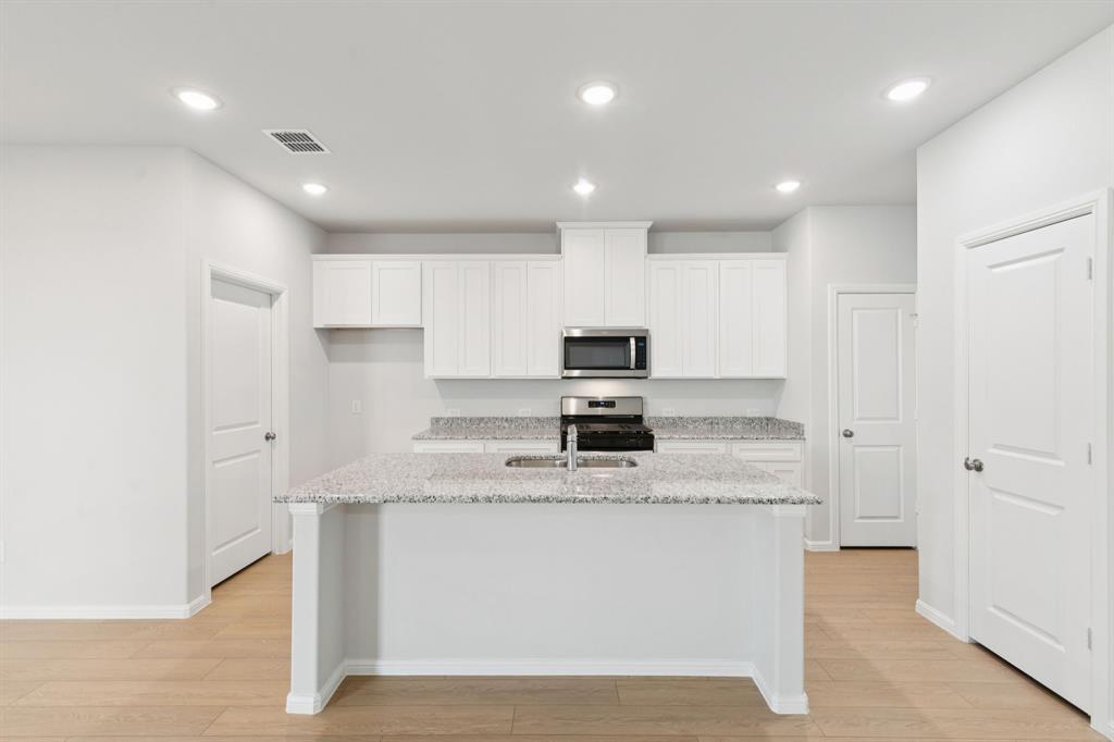 725 Santa Lucia Drive