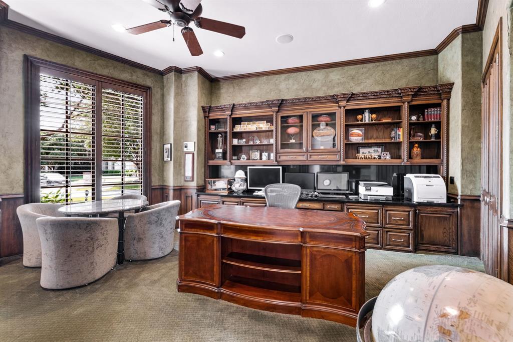 3020 Shelton Way