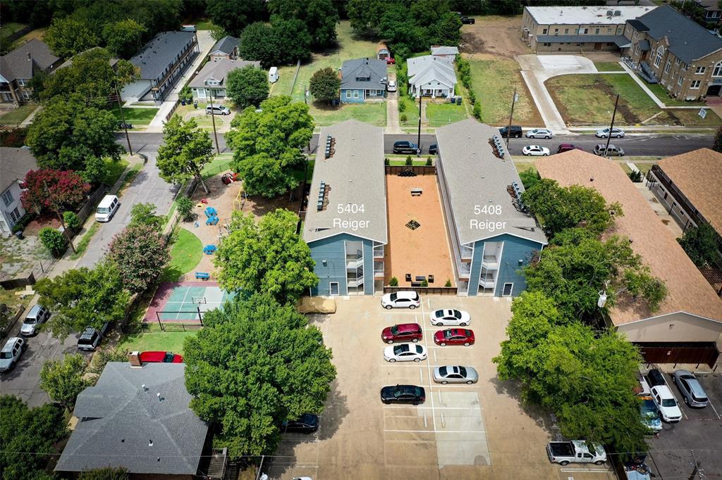 East Columbia Place - Residential Lease