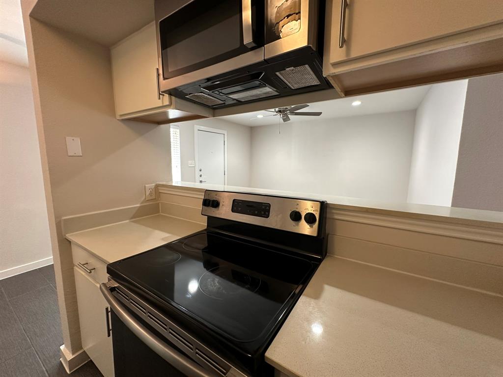 East Columbia Place - Residential Lease