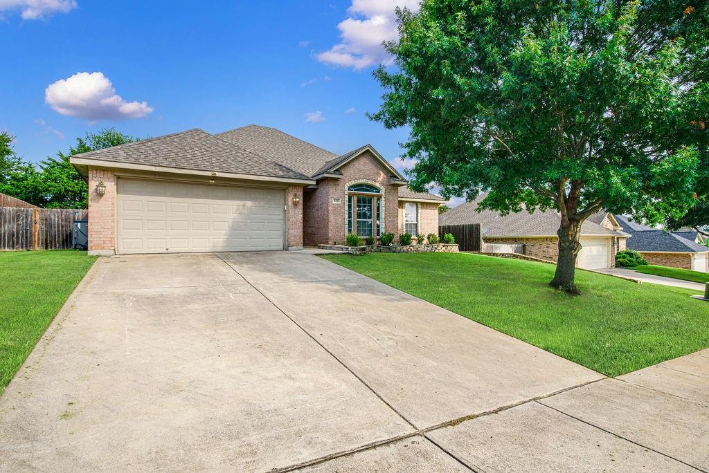 View Burleson, TX 76028 house