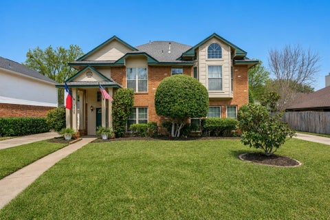 Photo of 3438 Spring Willow Drive, Grapevine, TX 76051 (MLS # 21202337)