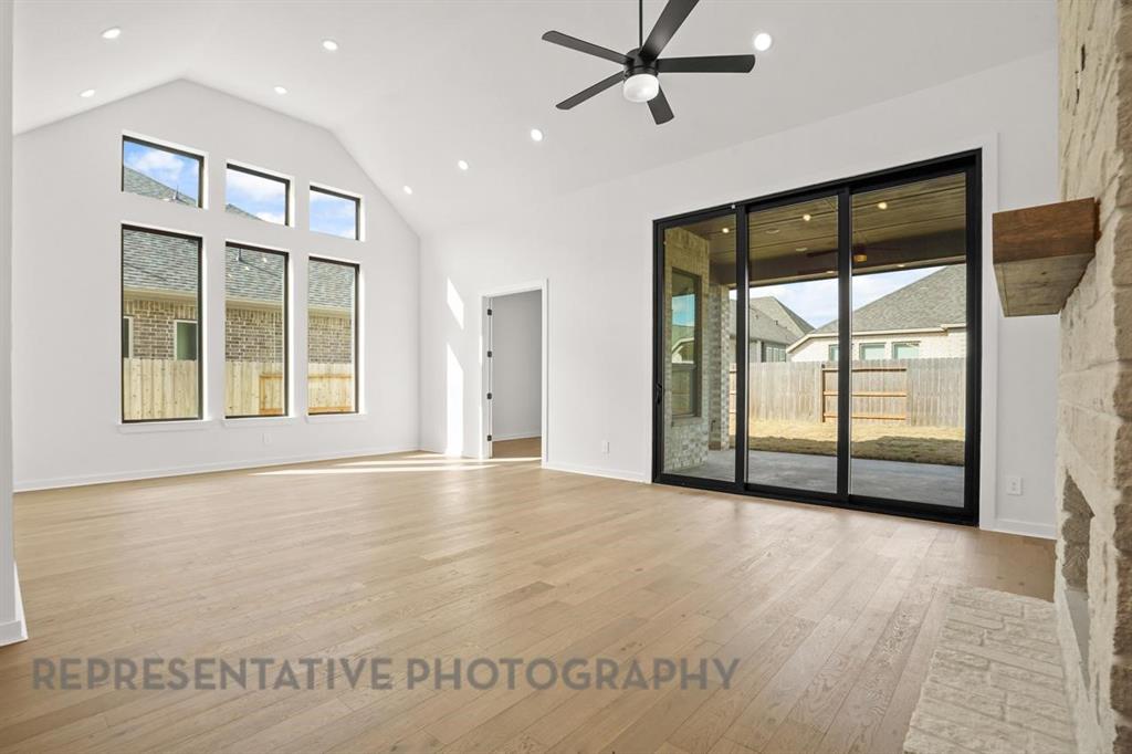 Ridge Crossing - Residential