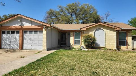 109 Cimarron Lane Arlington TX 76014