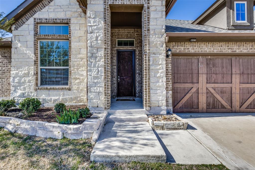 5520 Holloway Hill