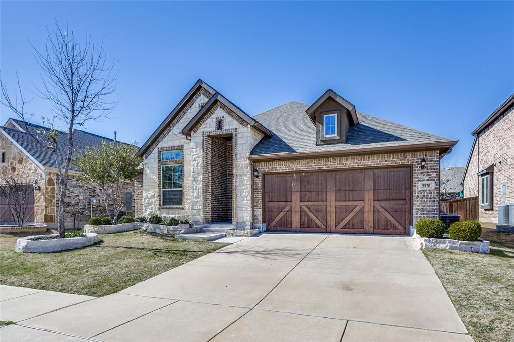 5520 Holloway Hill