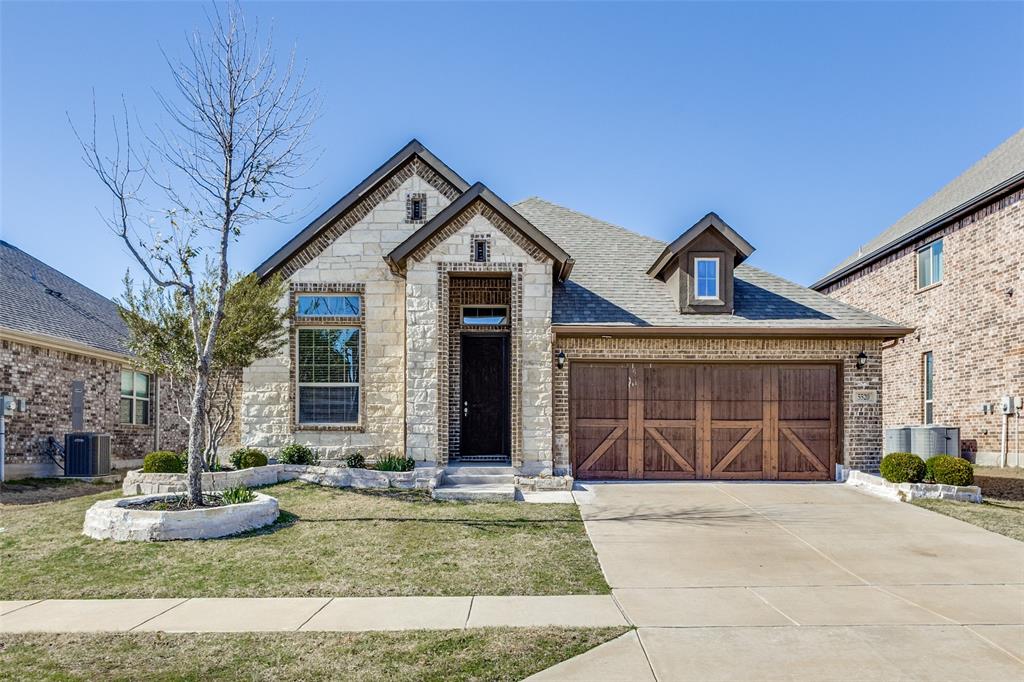 5520 Holloway Hill