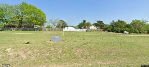 6608 LANCASTER Dallas TX 75241