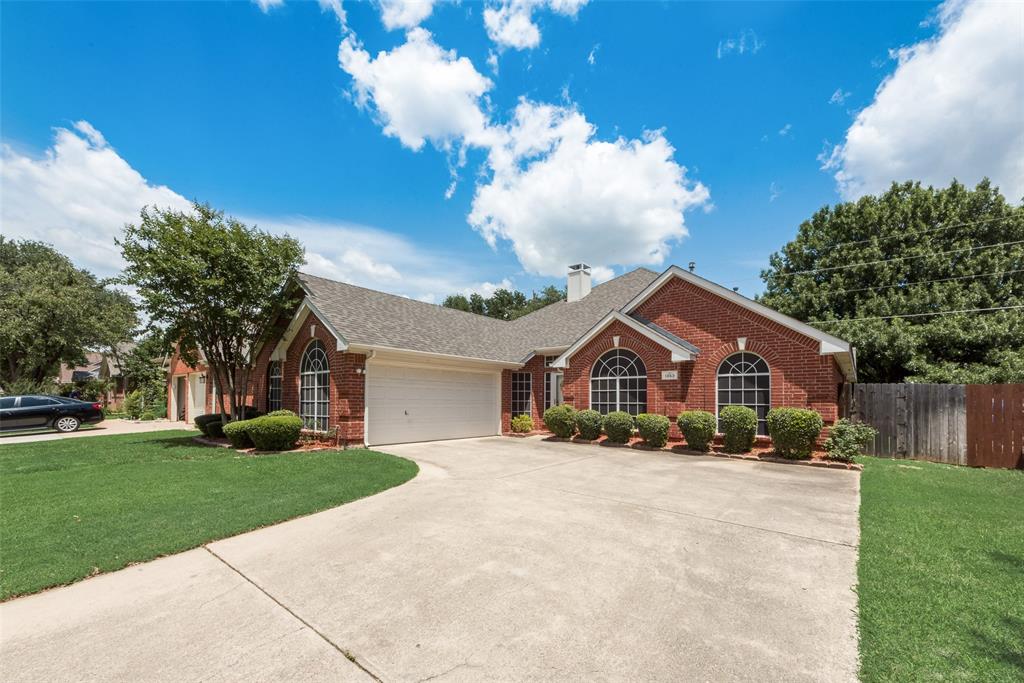 1353 Gatewood Drive