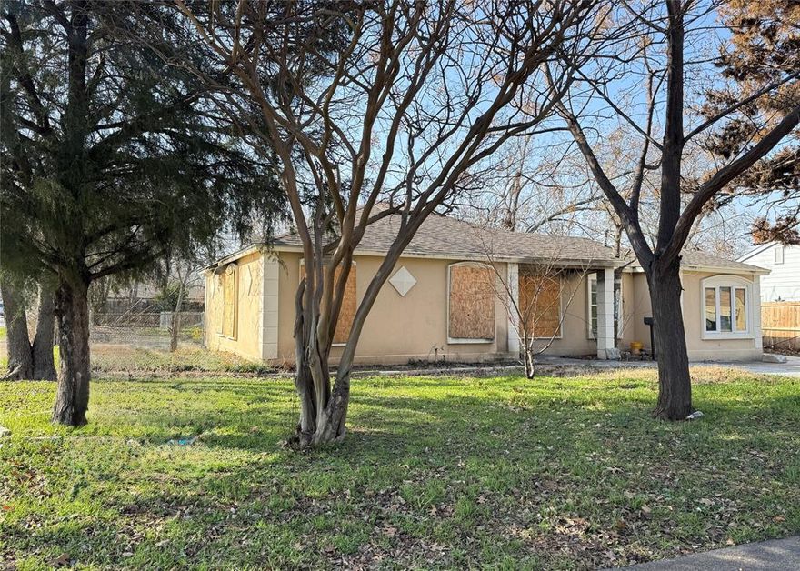 GREAT LOCATION & INVESTOR OPPORTUNITY. Home was damaged in a fire, and is located in an area where new custom homes are being constructed. Located just north of Dallas Love Field.