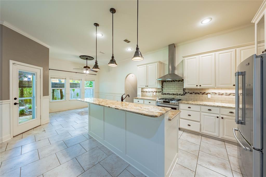 1024 Pebblebrook Court