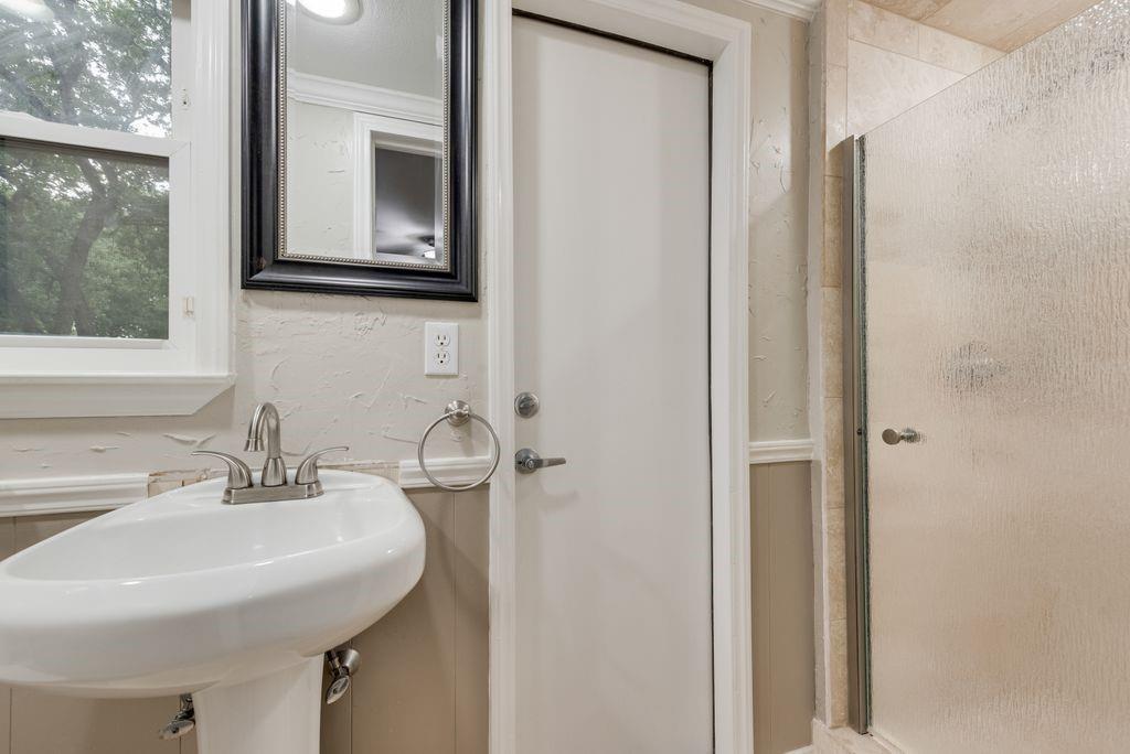 Thousand Oaks Sub - Residential